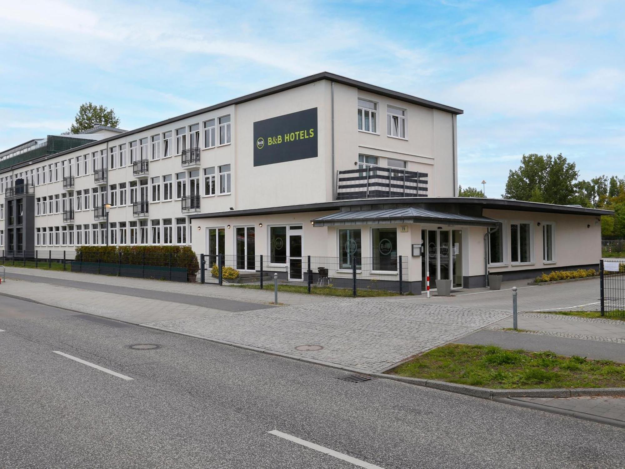 B&B Hotel Berlin-Adlershof Екстериор снимка