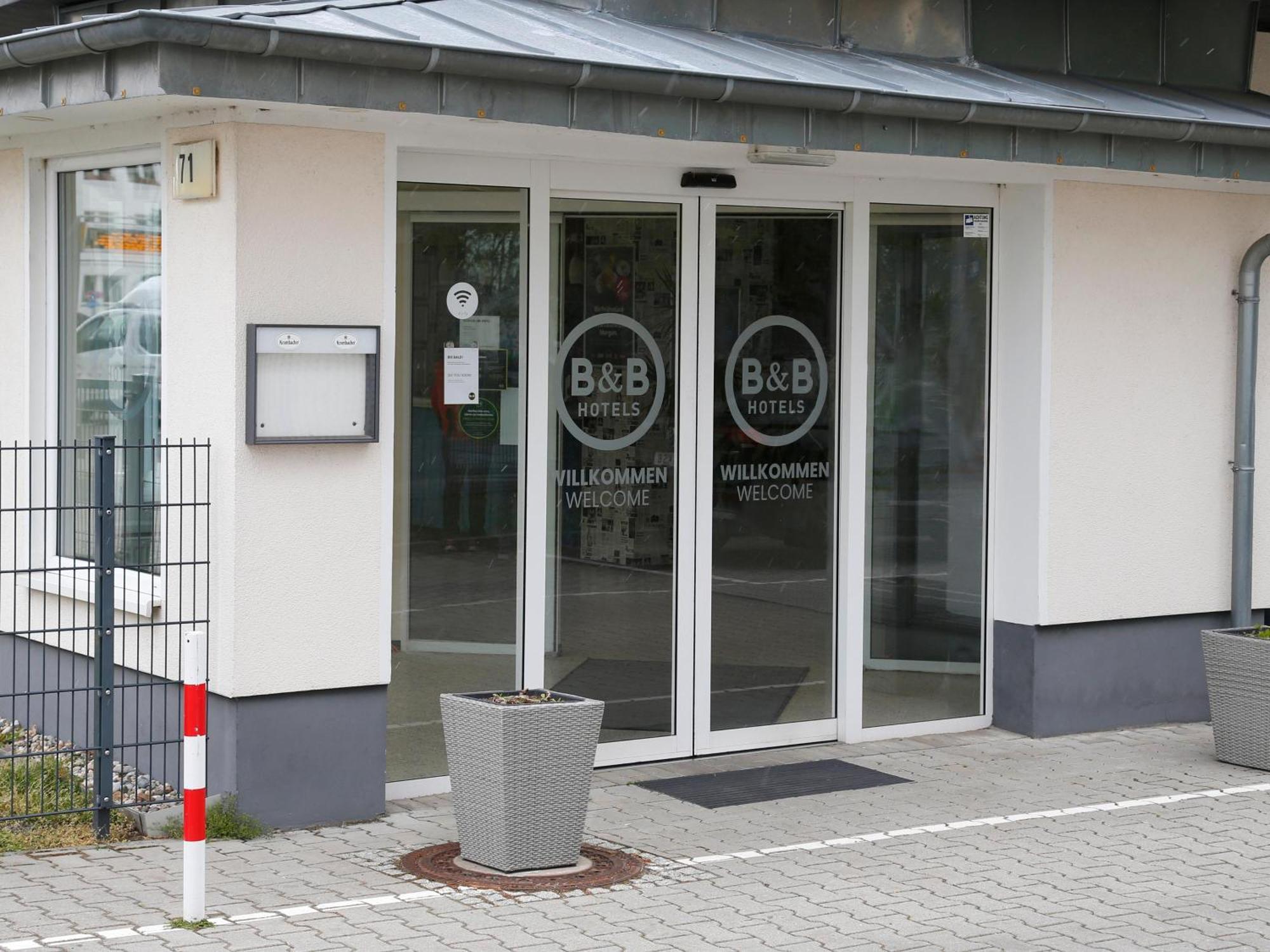 B&B Hotel Berlin-Adlershof Екстериор снимка