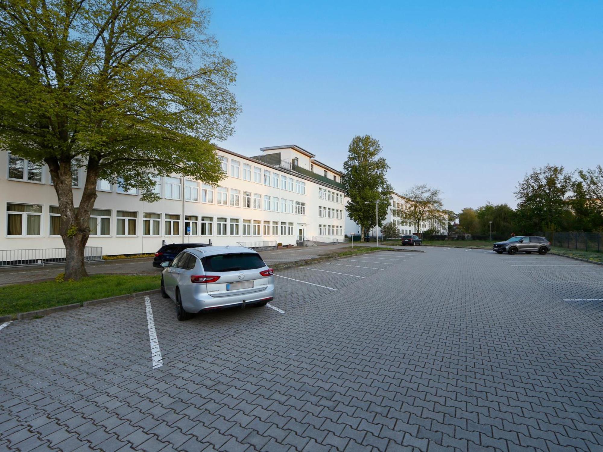 B&B Hotel Berlin-Adlershof Екстериор снимка